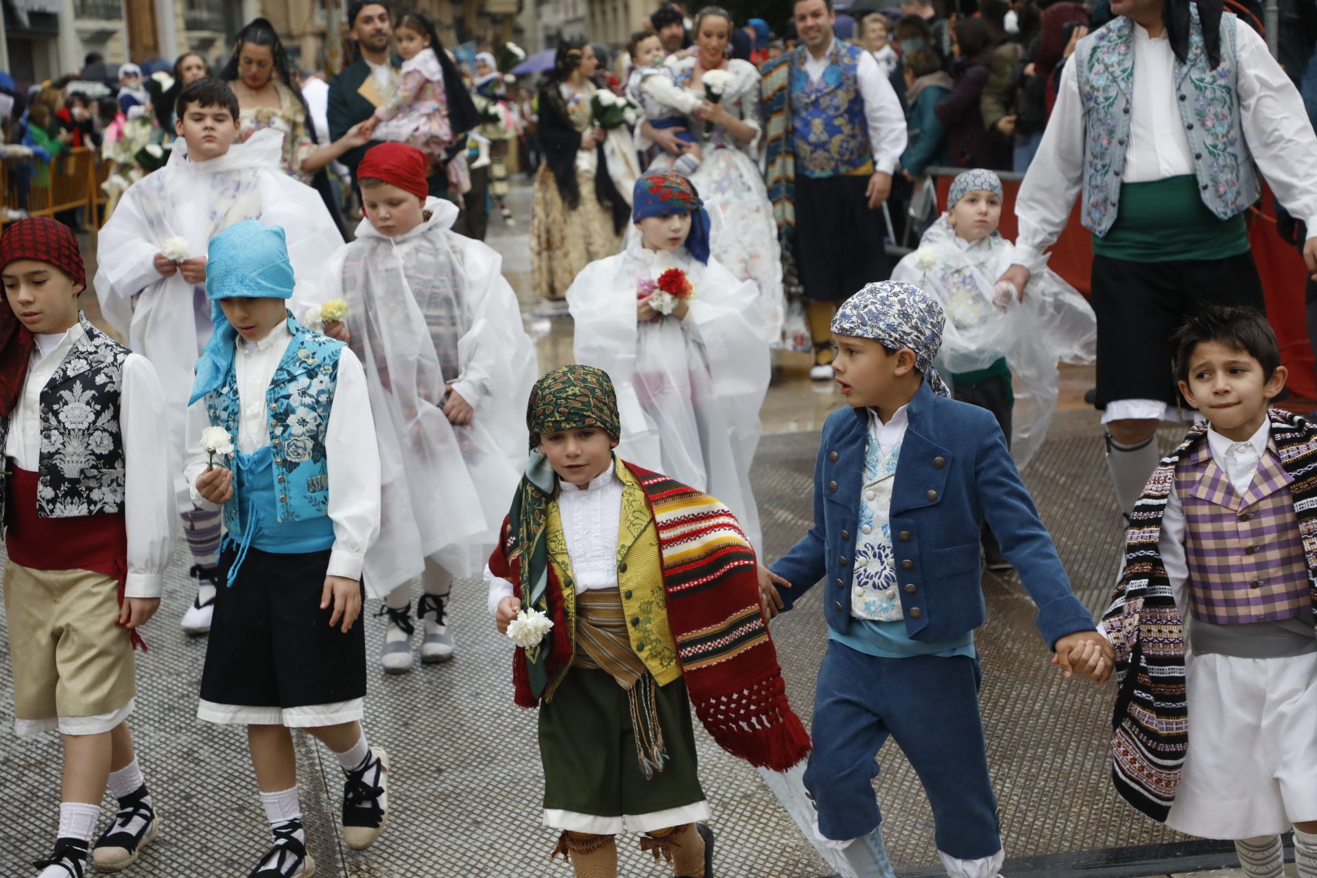 Búscate en el primer día de Ofrenda por la calle Quart (entre las 15.30 y las 17.00 horas)
