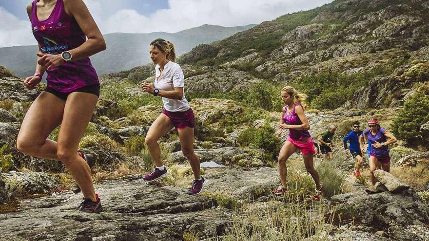 Varios de los participantes en la Ultra y Maratón Sanabria.