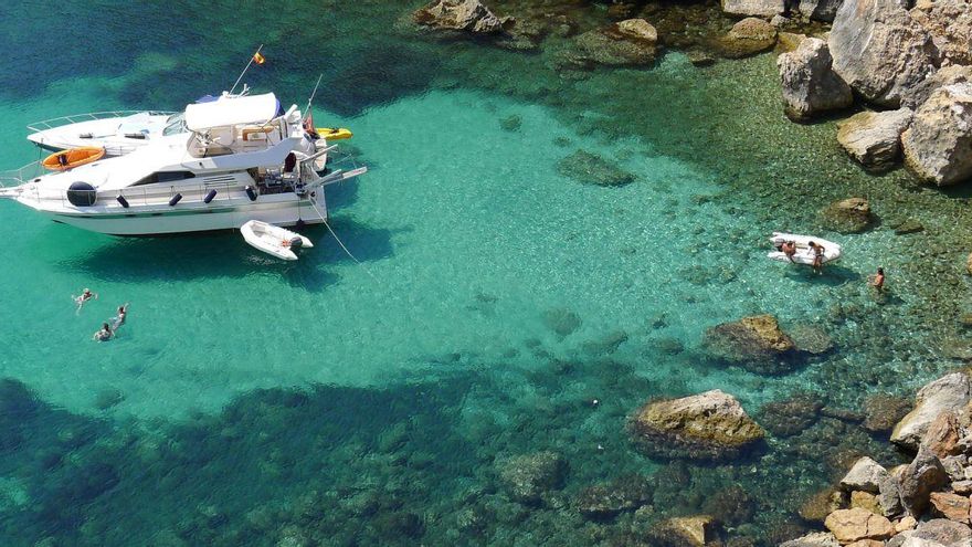 Una cala con aguas cristalinas. / X.P.