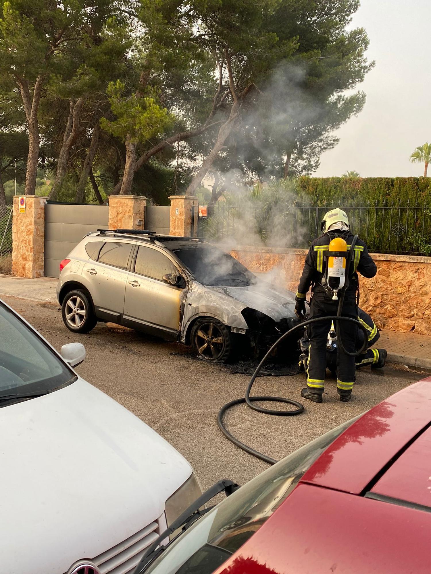 Alarma en Maioris por un incendio en un vehículo