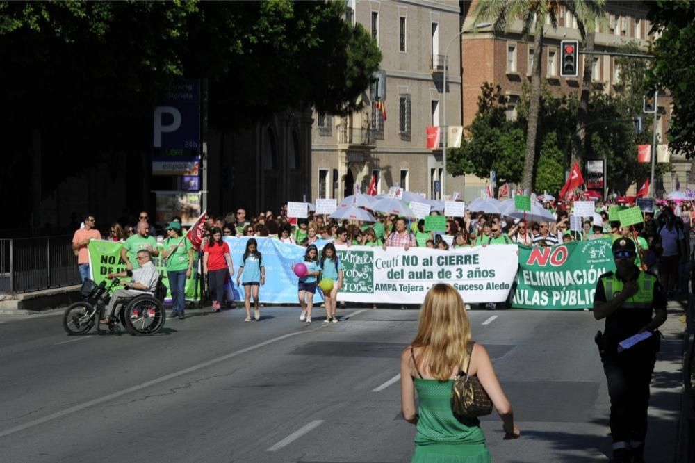 La protesta de educación en Murcia, en imágenes