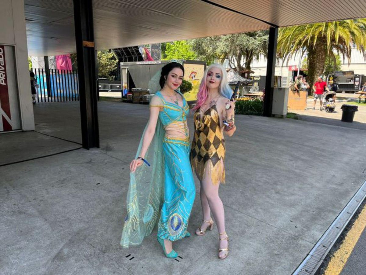 Patricia París (izquierda) junto a Eva Lara o «Hiya».