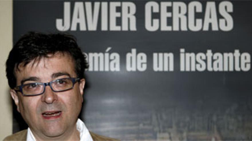 Javier Cercas: &quot;El Rey paró el golpe de Estado del 23-F, tras una actitud irresponsable y temeraria&quot;