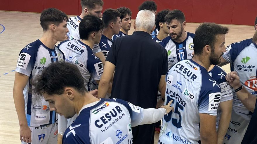 El Trops se queda en la orilla ante el Barça Atlético (29-28)