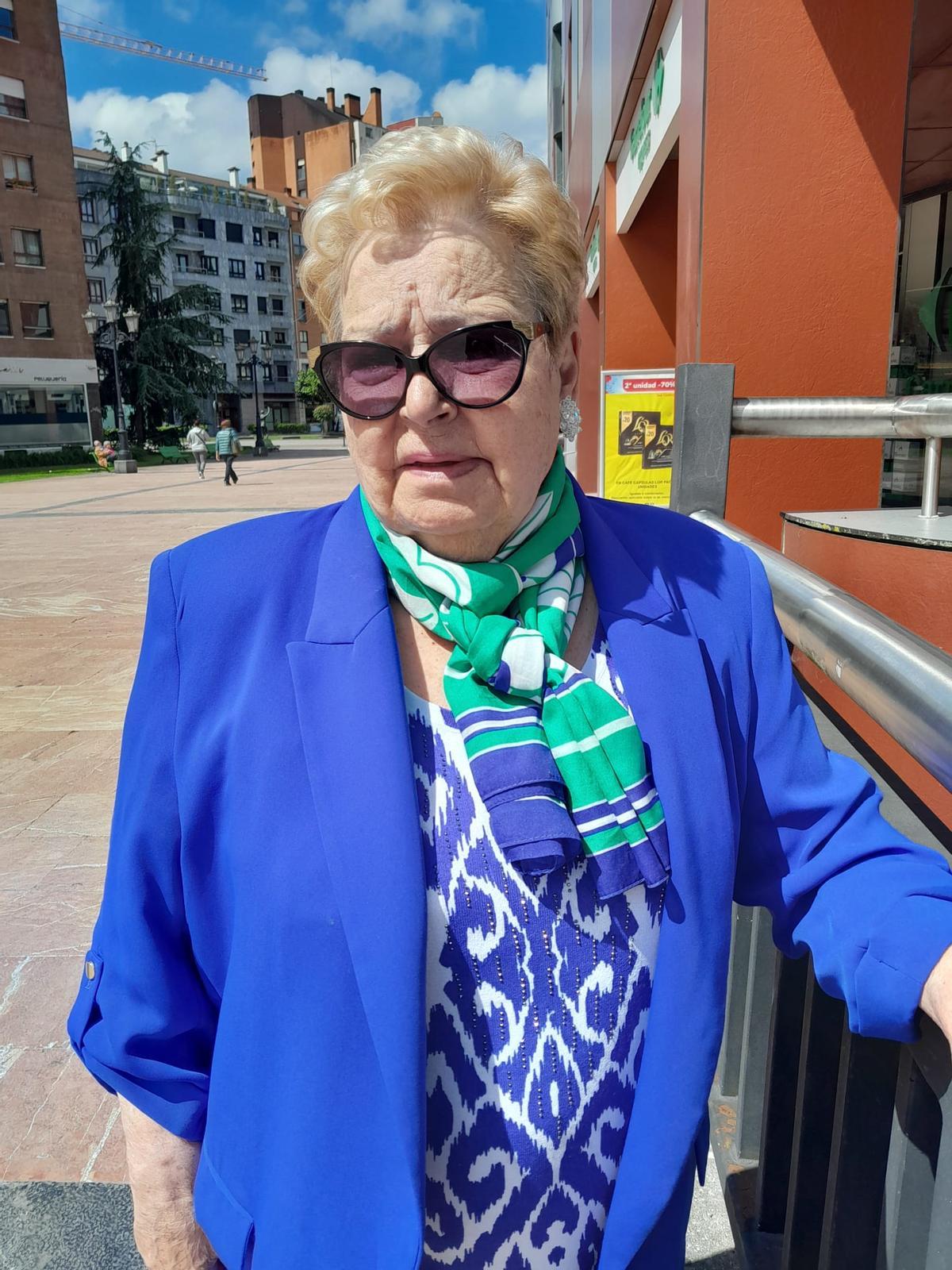 María del Rosario Fuentes en la Losa de Oviedo, donde tiene su negocio.