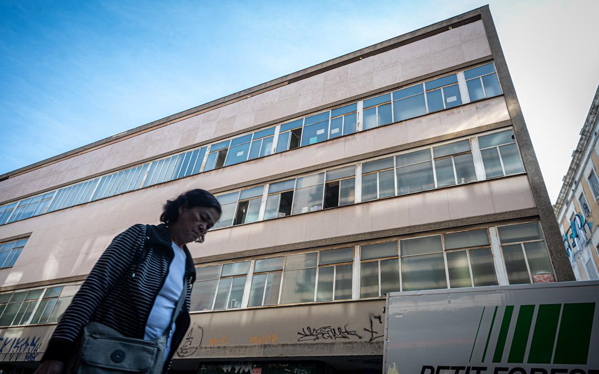 Futuro incierto para el edificio que acoge el CAP Raval Nord, obra de Sert