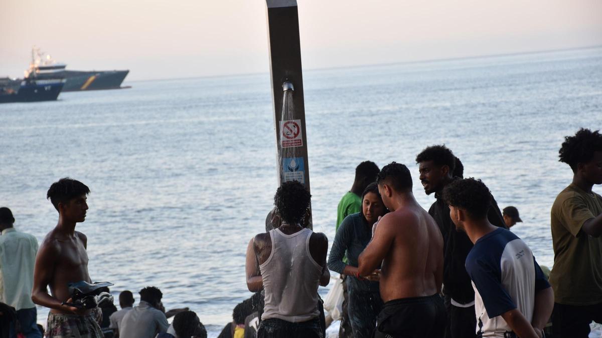 El Gobierno de España pide desplegar todos los procesos de acogida de menores migrantes de Ceuta y priorizar la reagrupación familiar