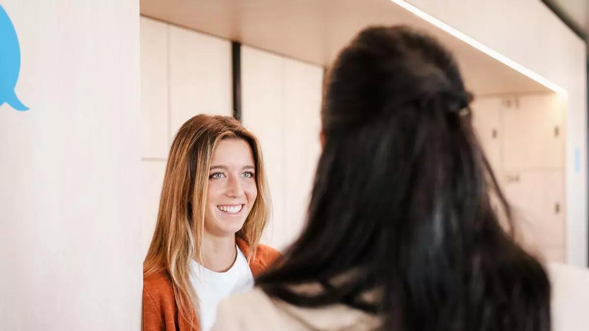 Una persona joven en el trabajo / CAIXABANK