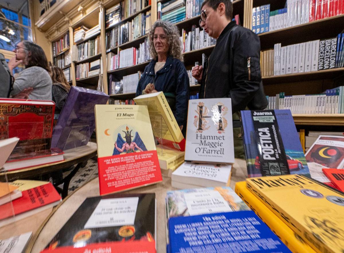La venda de llibres tanca un gran any amb una pujada del 4,5% per Nadal