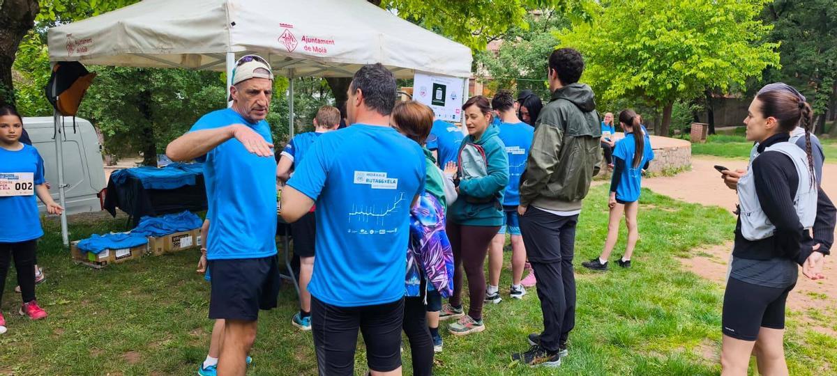 Una trentena de persones corren contra l’ELA a Moià en una cursa solidària vinculada al repte de la Ruta 66 Una trentena de persones corren contra l’ELA a Moià en una cursa solidària vinculada al repte de la Ruta 66