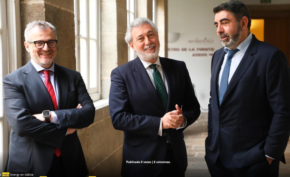 Luis Rosón, Javier Alonso y José Corbacho, este jueves en Santiago