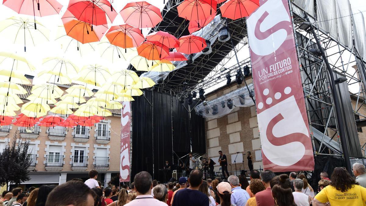 El talento de los artistas locales como Rubén Madrid, Andrea Villalba, DJ Danfer, o los Bomberay y diversas orquestas, completan el elenco musical de las próximas Fiestas en Honor al Santísimo Cristo de los Remedios 2026