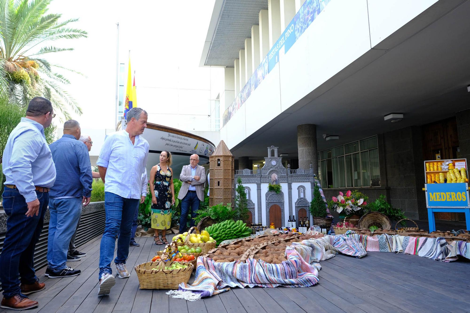 El Cabildo de Gran Canaria presenta la carreta que llevará a la romería del Pino