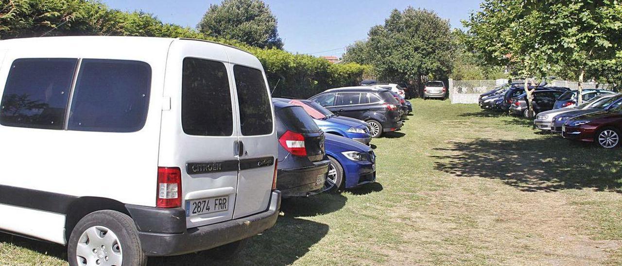 &quot;Leiraparking&quot;, en el entorno de la playa de Nerga, en una imagen de archivo.