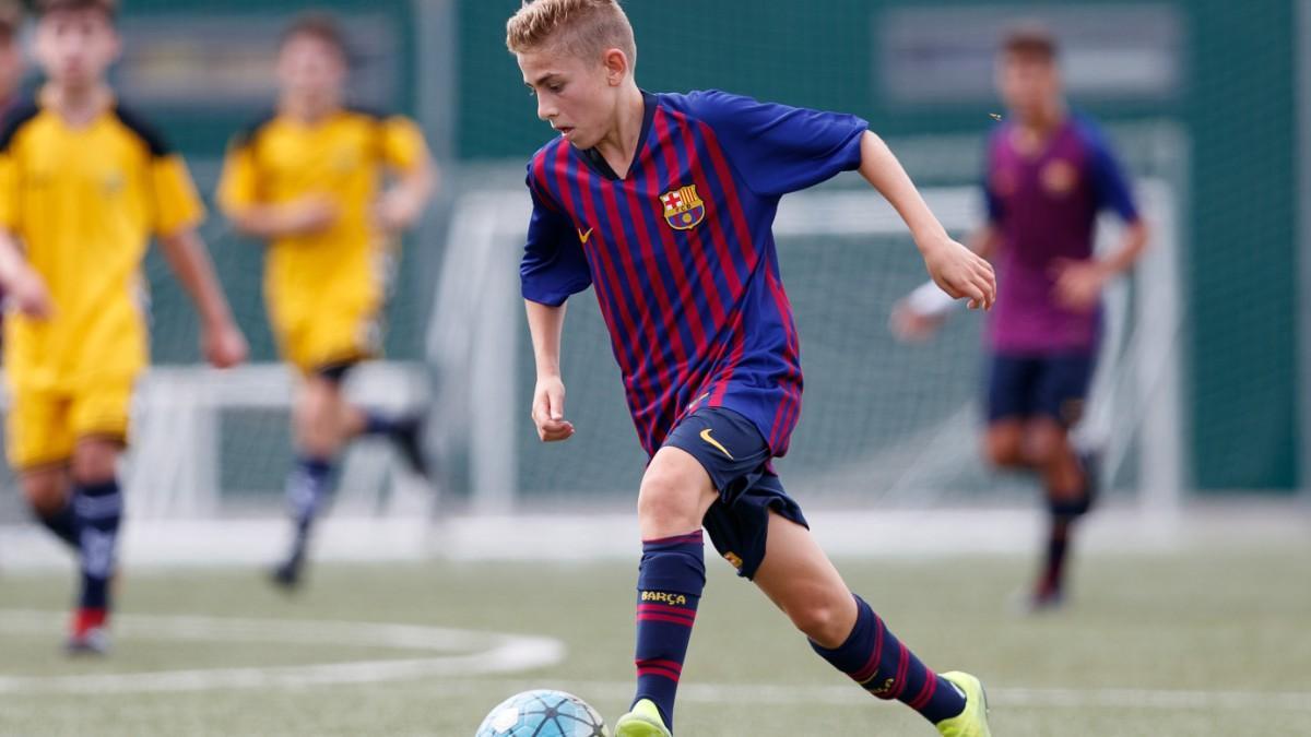 Fermín López jugó de delantero en la cantera