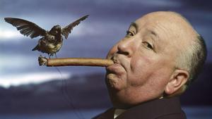 El cineasta Alfred Hitchcock.