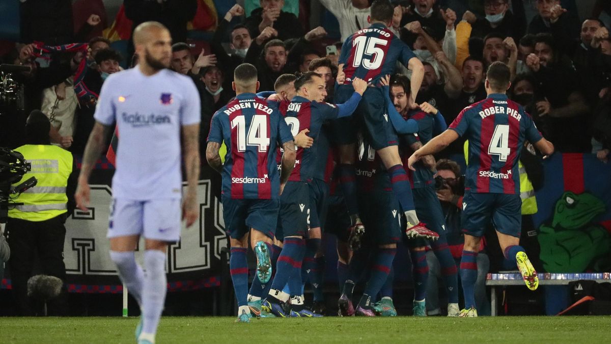 LEVANTE - FC BARCELONA