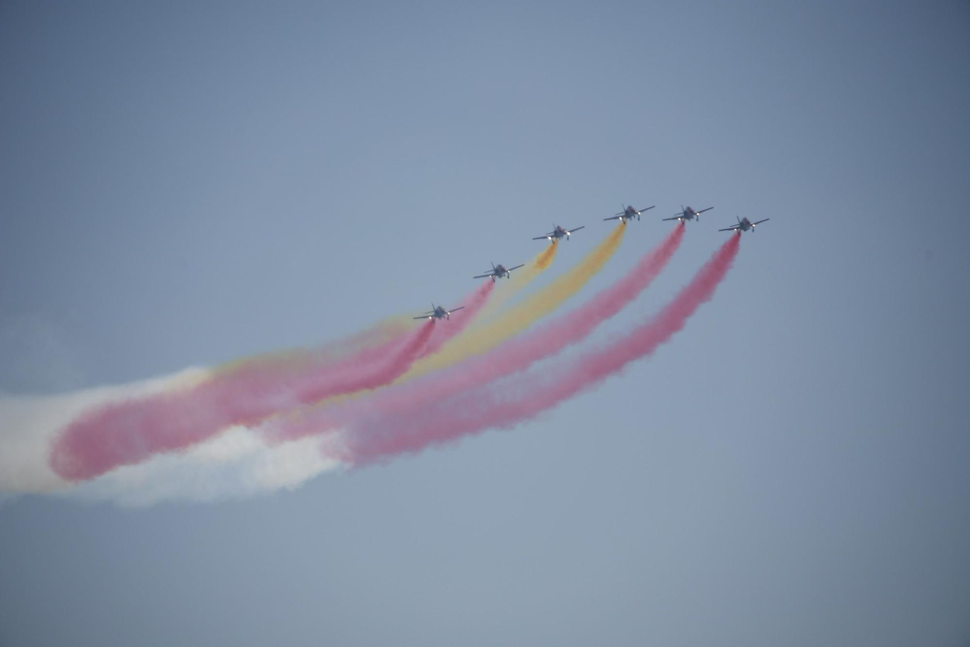 Espectáculo aéreo de Patrulla Águila en Málaga