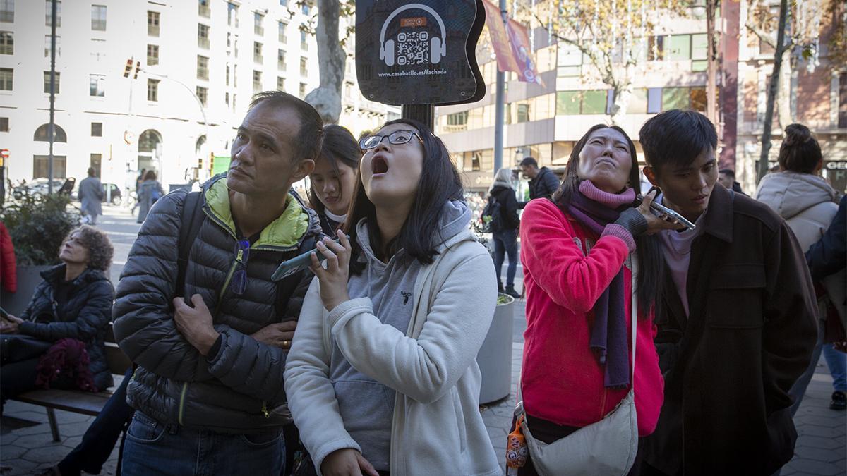 Turistas en el centro de Barcelona.