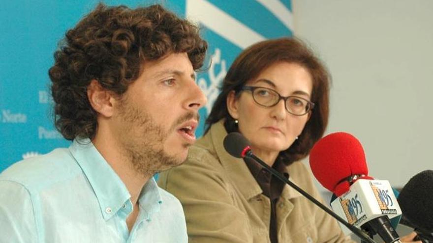 Los ediles de CSSP en Marbella, Kata Núñez y  Victoria Mendiola