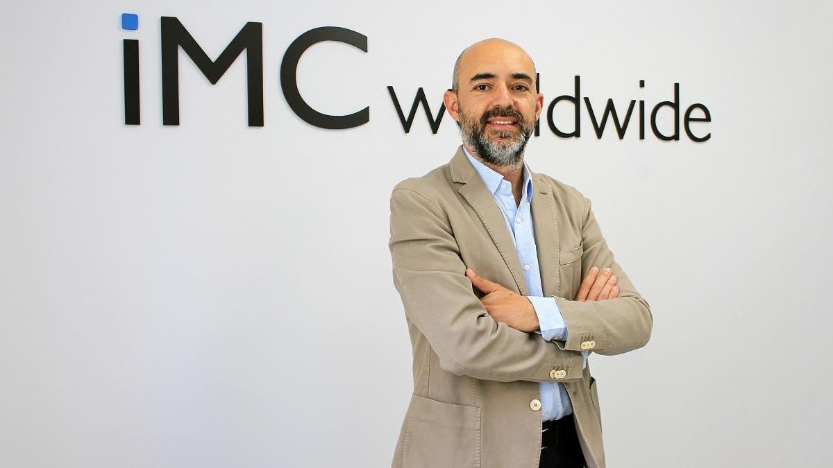 Josá de la Maza, director de la filial de IMC para Europa, situada en Málaga.