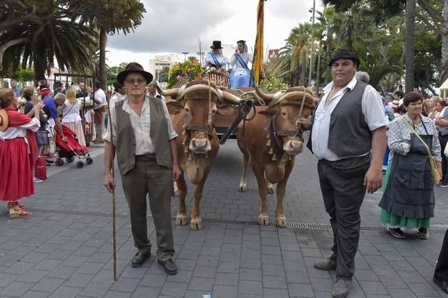 Romería de la Naval, desde el parque Santa ...