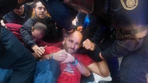 importantiel-jutge-ens-dona-la-ra-i-imputa-5-nous-agents----i-ceip-agora-1-cap-operatiu-i-2-agents---i-escola-pies-1-ag