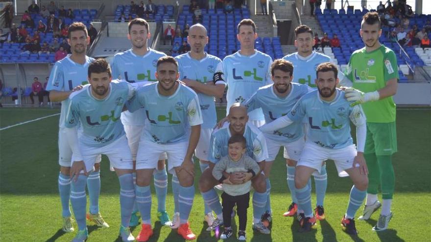 El Ciudad de Lucena y el Montilla festejan su ascenso gracias al Écija