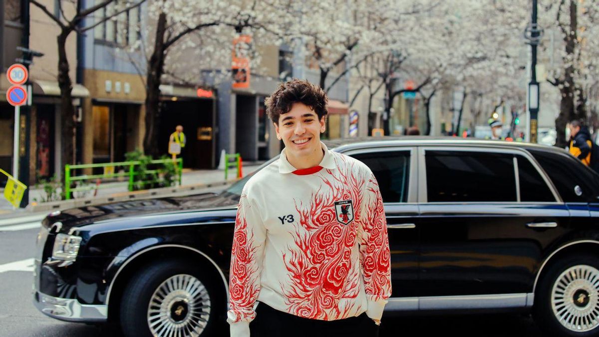 David Rivas en una de las calles de Tokio.