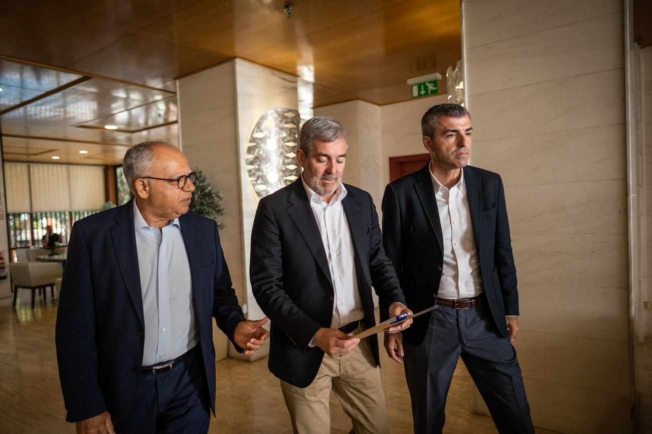 CC y PP sellan con ASG el acuerdo de gobernabilidad para Canarias