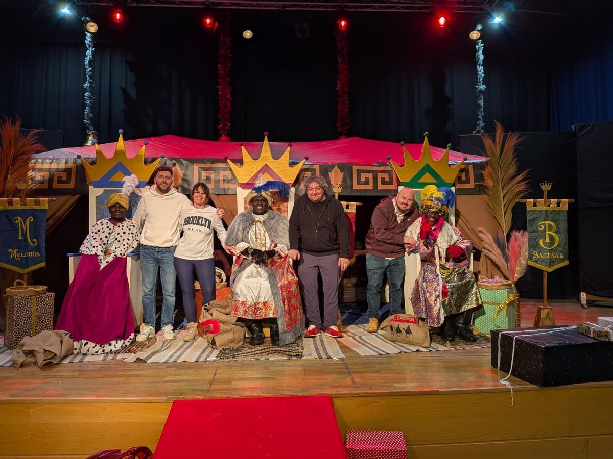 Los pajes recogieron cartas en Gilet.