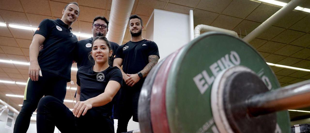 Andrés, Víctor, Acorán y Atenery, antes de un entrenamiento.