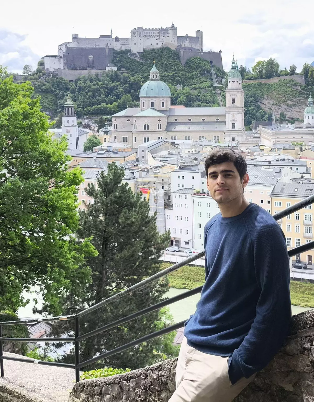 Toni Ribas, eivissenc a Àustria: «Me’n vaig endur un flaó a Linz i una companya em diu ‘Jo no vull menjar, jo vull tastar l’alcohol d’Eivissa’»