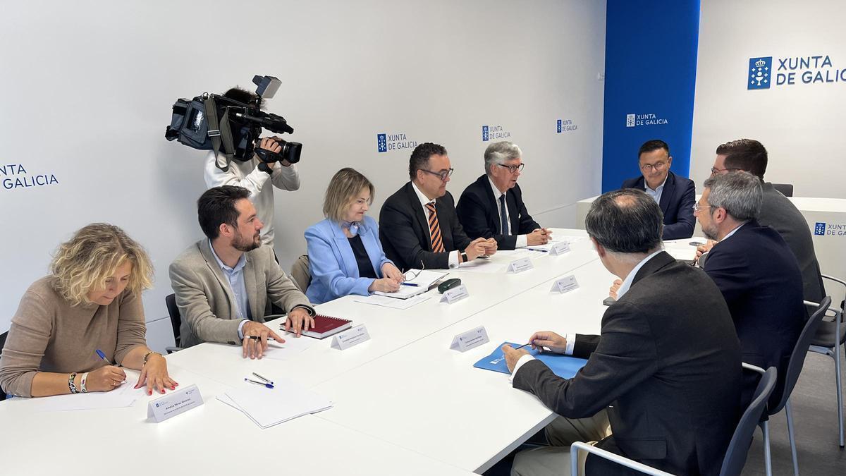 Constitución formal de la Mesa del Diálogo Social en Galicia el pasado 14 de mayo.