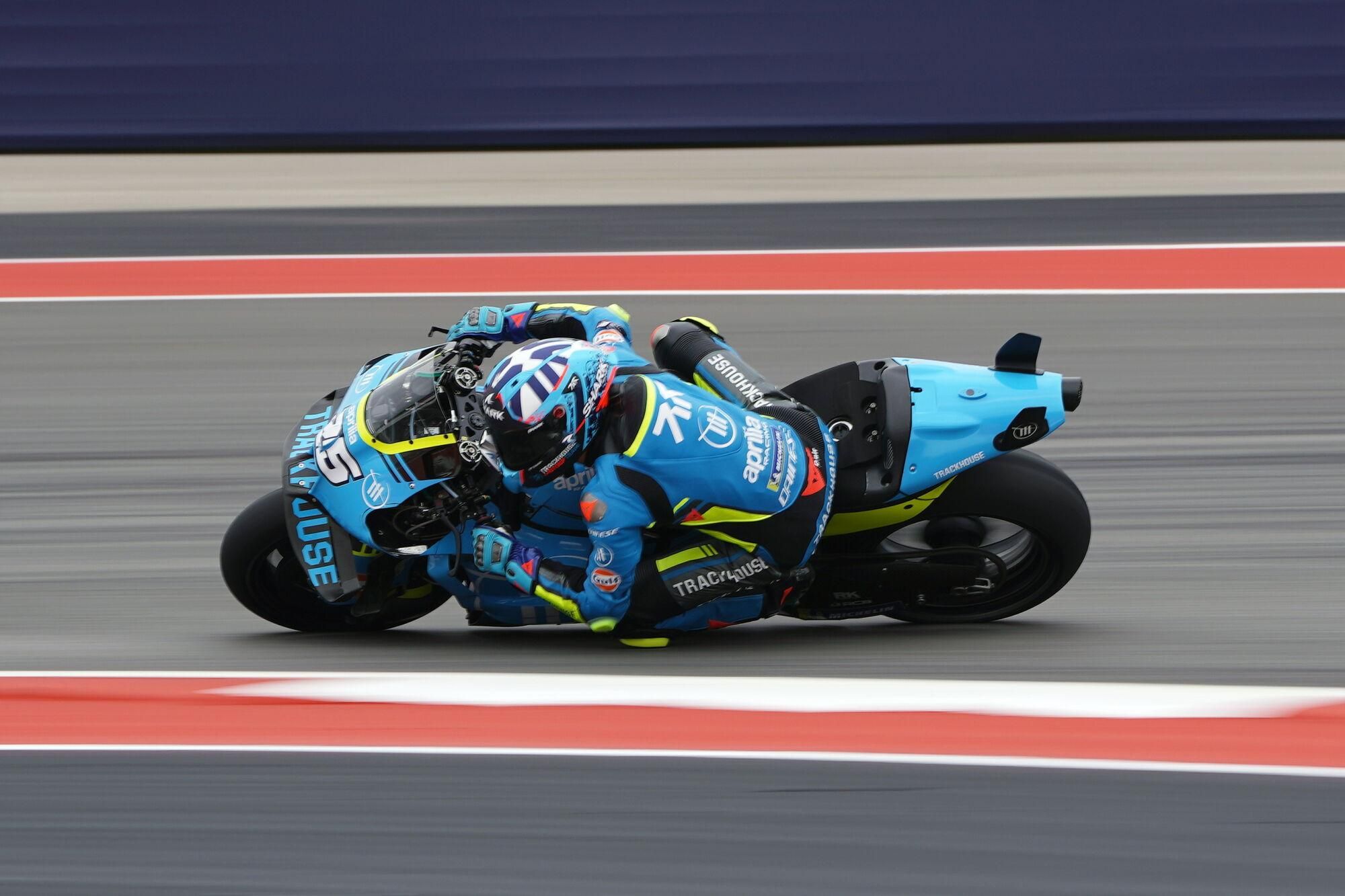 AUSTIN (United States), 30/03/2025.- Raul Fernandez of Spain, Trackhouse MotoGP Team, warms up for the MotoGP race of the Motorcycling Grand Prix of the Americas in Austin, Texas, USA, 30 March 2025. (Motociclismo, España) EFE/EPA/DUSTIN SAFRANEK