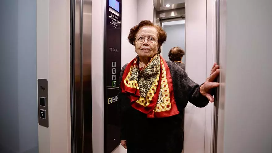 María Córdoba, vecina del Santuario, cuenta el cambio en su vida desde que tienen ascensor