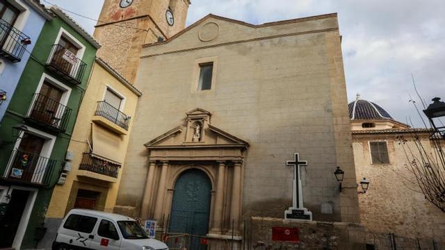 Una nueva cubierta para la iglesia fortaleza de La Vila