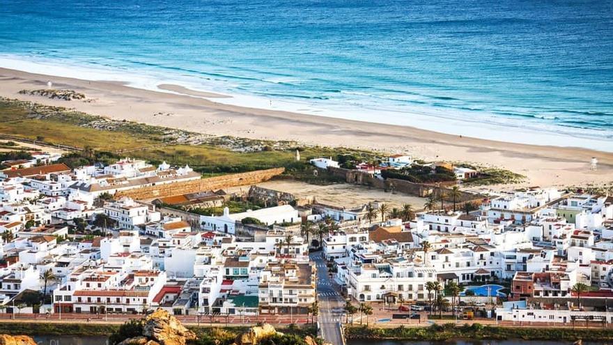 Cinco playas de Cádiz para refrescar tu verano