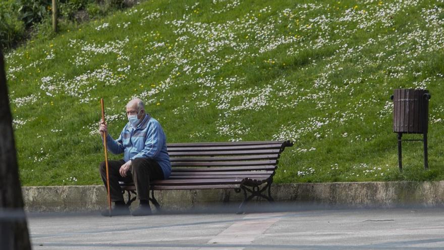 El servicio de reserva de plazas en residencias para mayores en Oviedo sale de nuevo a licitación