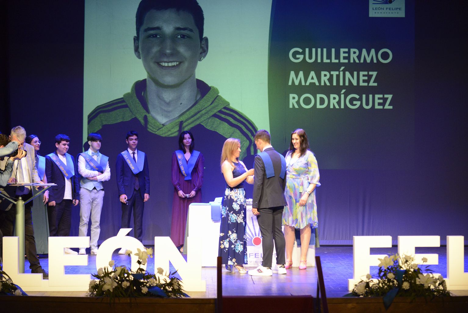 Graduación de bachilleres y alumnos de FP y Ciclos Formativos del IES León Felipe