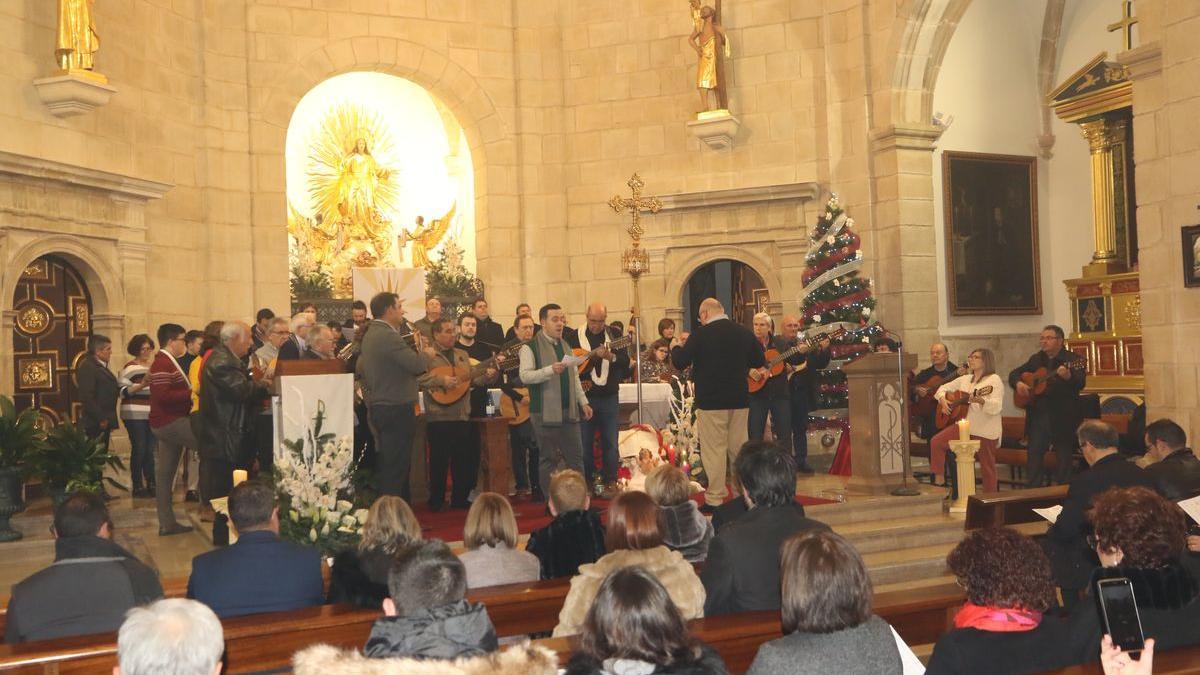 José Amorós cantará ‘l’Albà’, con letra de Adela Maneus.