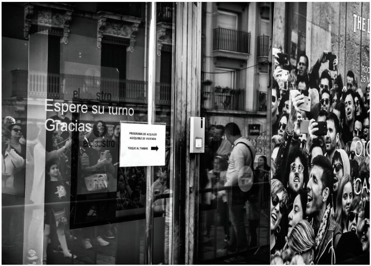 "Espere su turno", premiada en el Otoño Fotográfico