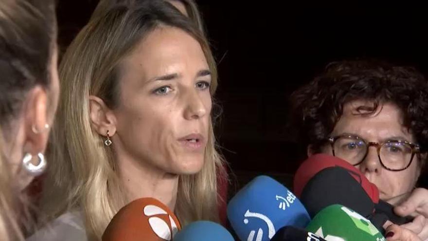 Álvarez de Toledo compara a Sánchez, Grande-Marlaska y Duque con los "tres monos" de Whatsappy no dicen"