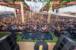 Asistentes al primer día del Brunch Elektronik Festival en Barcelona