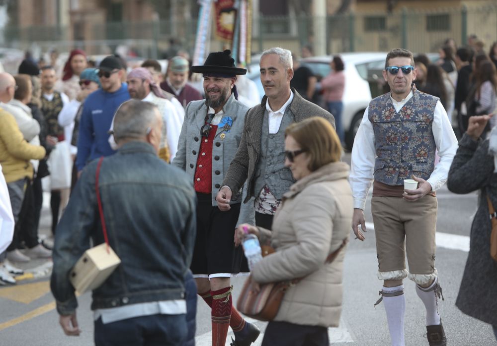 Visita de cortesía a las fallas del Port de Sagunt