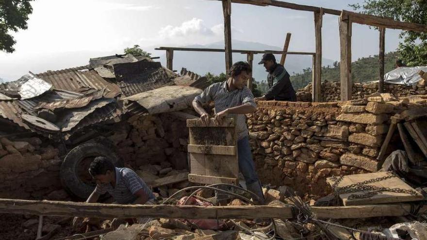 El último temblor de tierra en Nepal dejó al menos 110 víctimas mortales