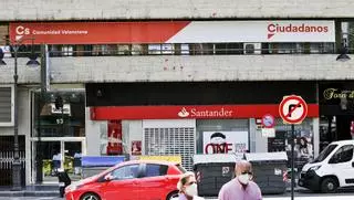 Cs se plantea cambiar de sede cuando flaquean sus finanzas