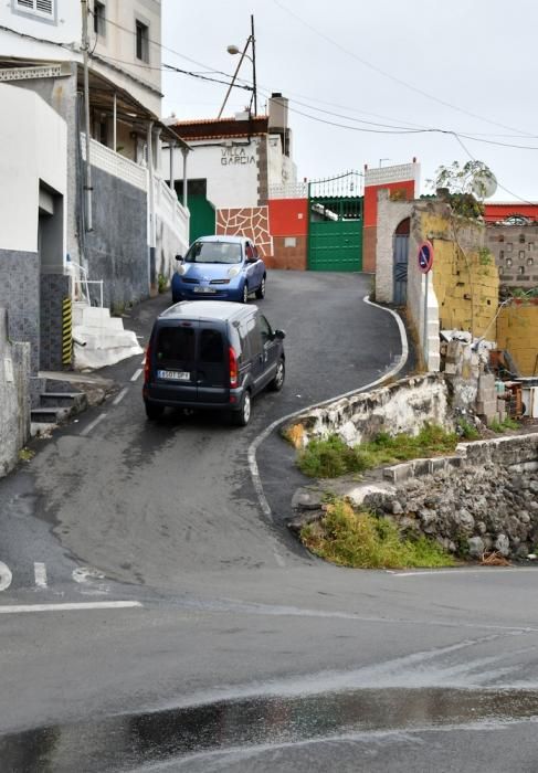 Carretera que sube a Caserones desde la calle Ceres