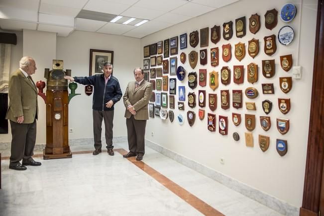 Exposicion sobre los 175 años de la naviera ...