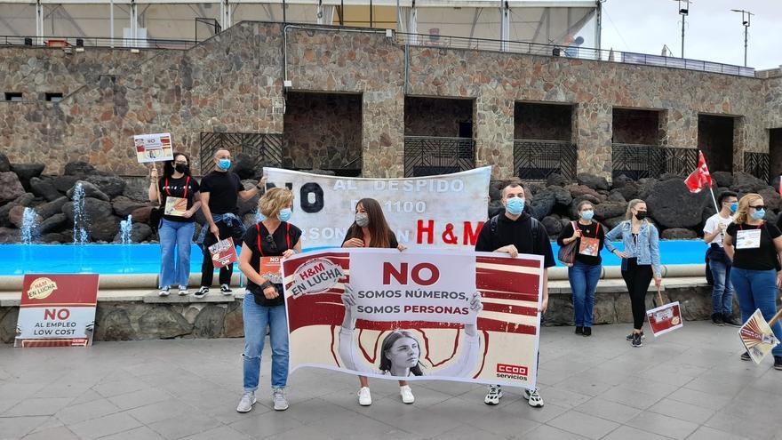 La plantilla de H&amp;M protesta por el despido de 1.100 trabajadores